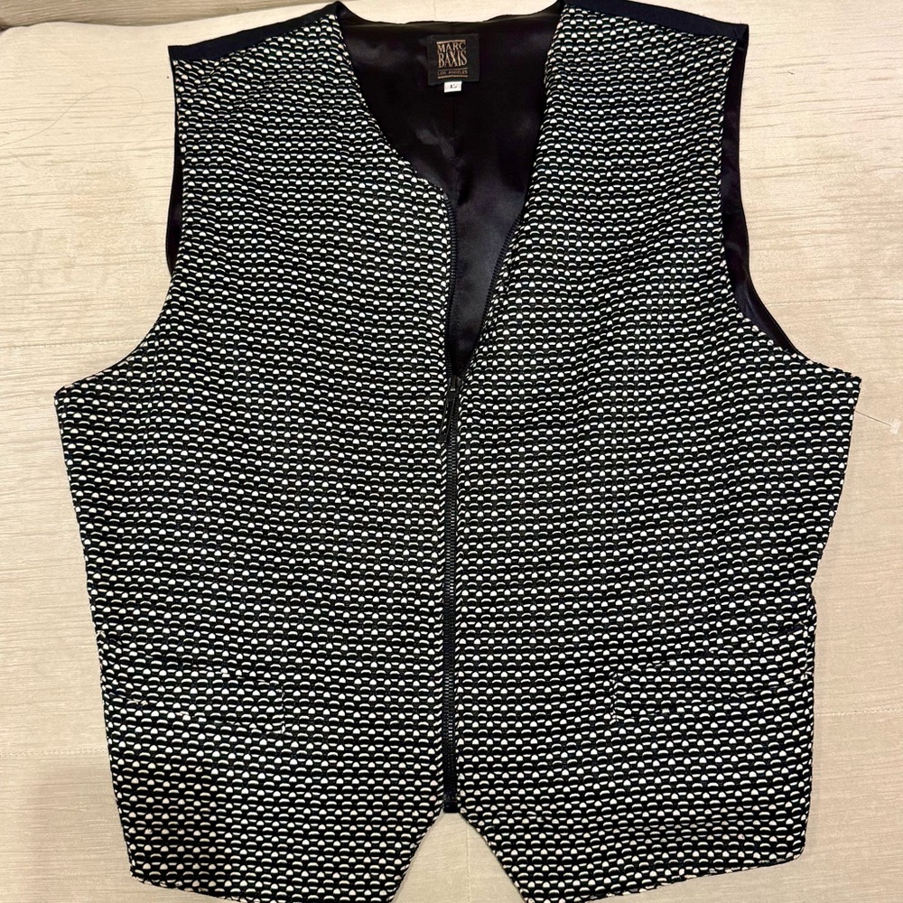 Marc Baxis Men Black and White Textured Vest Sz Large